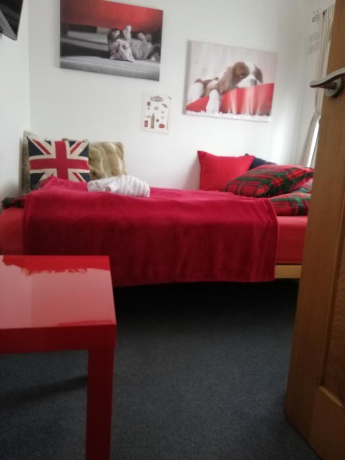 Nice Rooms In Queen House Clay Cross Esterno foto